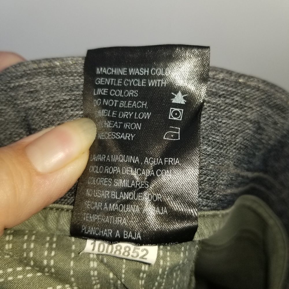 WP Weatherproof Shorts with Rip Stop Material - Picture 4 of 11